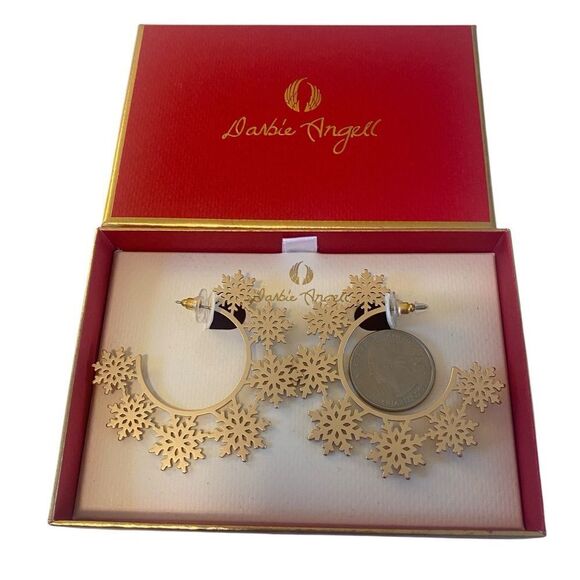 Darbie Angell Matte Gold Toned Filigree Snowflake Earrings - Picture 5 of 5